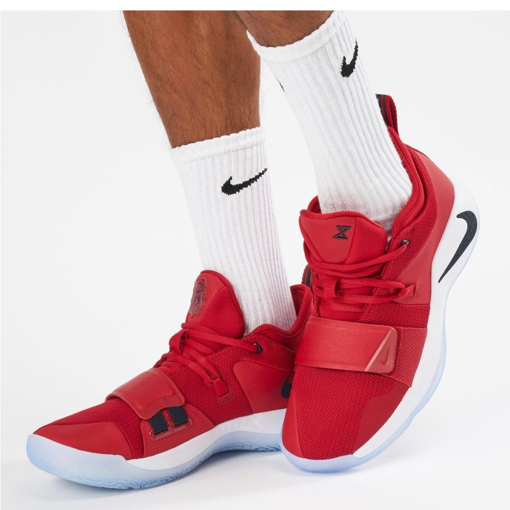 Nike‎ Red Athletic Sneakers
